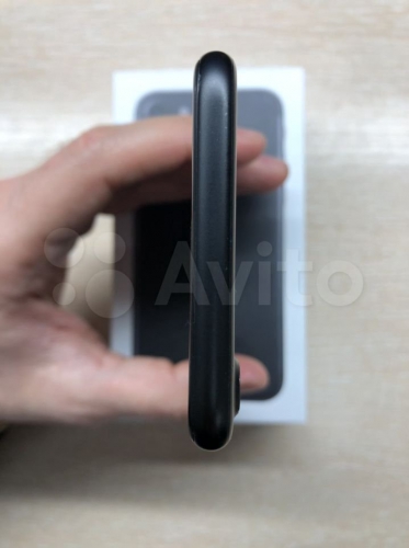 Apple iPhone 7 128Gb Black б/у идеал