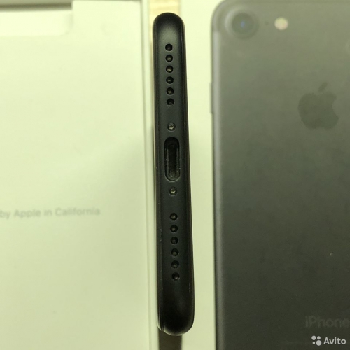 Apple iPhone 7 32Gb Black