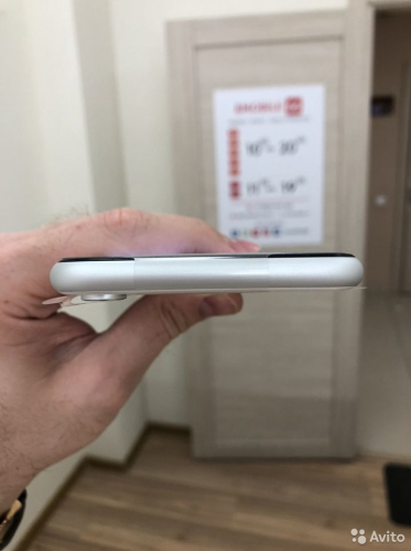 Apple iPhone Xr 128Gb White