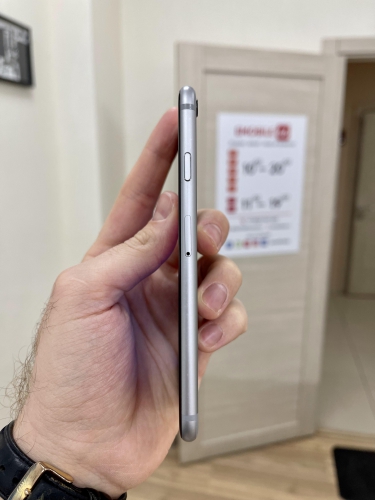 Apple iPhone 6s 64Gb Space Gray б/у