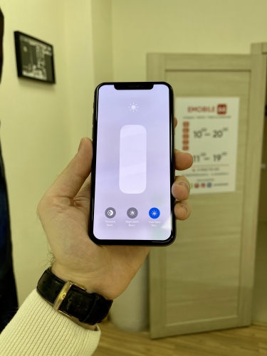 Apple iPhone Xs 64Gb Gold б/у идеал