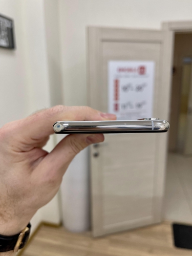 Apple iPhone Xs Max 64Gb Silver