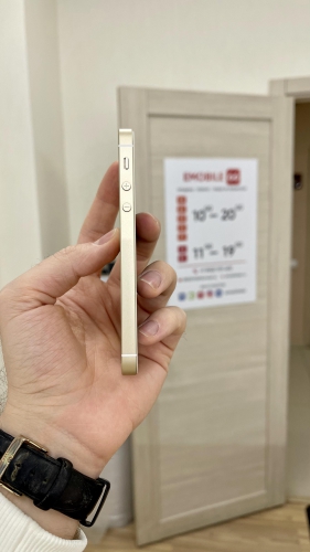 Apple iPhone SE 32Gb Gold б/у идеал