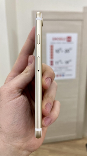 Apple iPhone 7 256Gb Gold б/у идеал