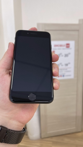 Apple iPhone 8 128Gb Space Gray