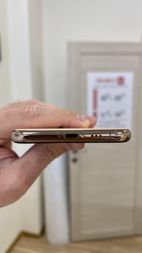 Apple iPhone 11 Pro 64Gb Gold б/у идеал