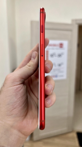 Apple iPhone 7 Plus 128Gb Red б/у идеал