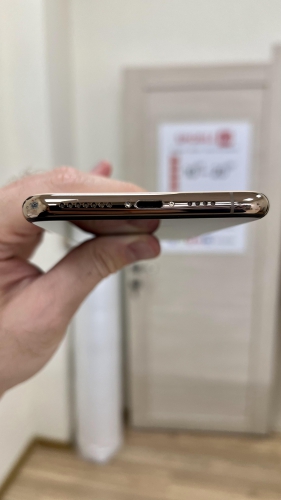 Apple iPhone 11 Pro Max 256Gb Gold б/у идеал
