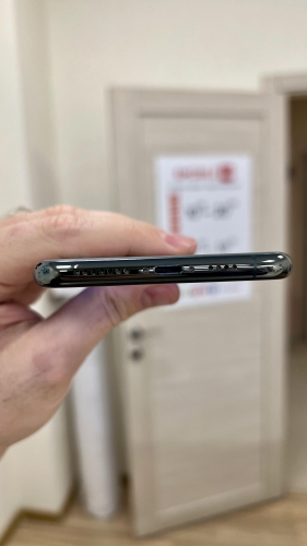 Apple iPhone 11 Pro Max 64Gb Midnight Green  б/у идеал