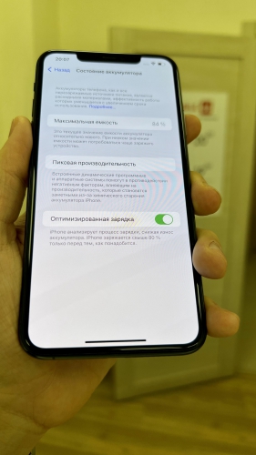 Apple iPhone 11 Pro Max 64Gb Midnight Green  б/у идеал