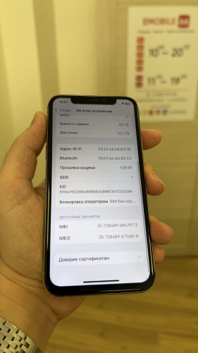 Apple iPhone Xs 64Gb Silver