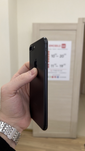 Apple iPhone 7 Plus 256Gb Black б/у идеал