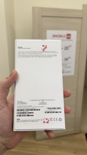Apple iPhone 15 256Gb Pink б/у идеал