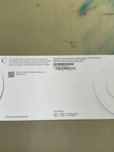 Часы Apple Watch Series 10, 42 мм, корпус из алюминия цвета «чёрный оникс», спортивный ремешок чёрного цвета, размер S/M (MWWE3)