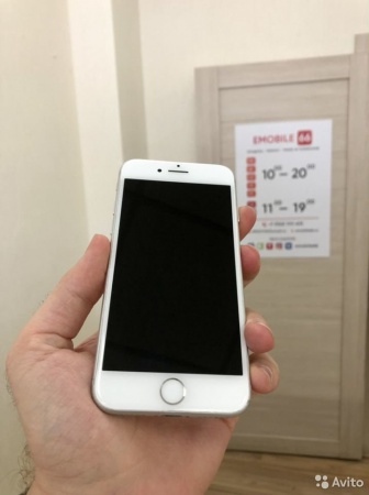 Apple iPhone 7 32Gb Silver б/у ростест