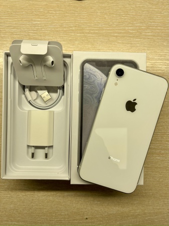 Apple iPhone Xr 128Gb White б/у идеал