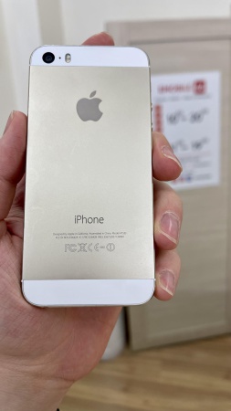 Apple iPhone 5s 16Gb Gold б/у