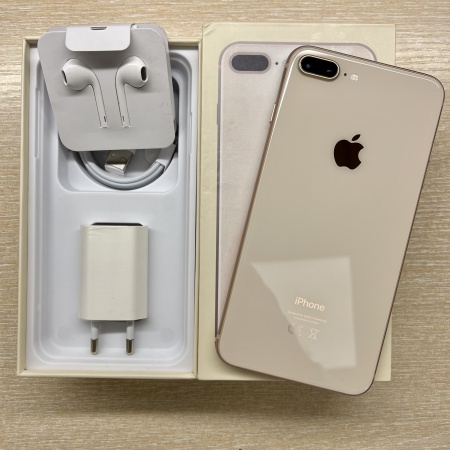 Apple iPhone 8 Plus 64Gb Gold б/у идеал