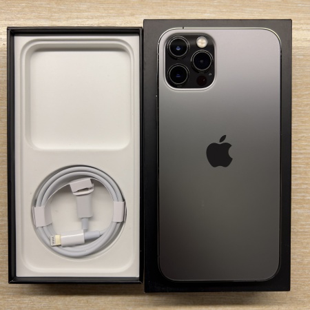 Apple iPhone 12 Pro 256Gb Graphite б/у идеал