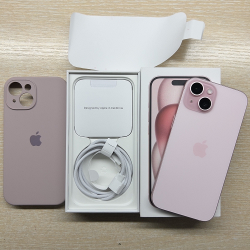 Apple iPhone 15 256Gb Pink б/у идеал